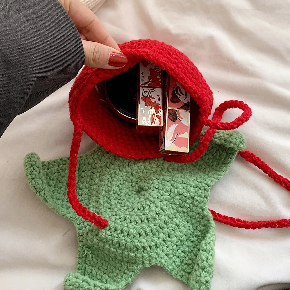 Cute Strawberry Shoulder Bag Handmade Fashion Cotton Rope Strawberry Crochet Tote Bag Knit Sling Purse for Women 241227