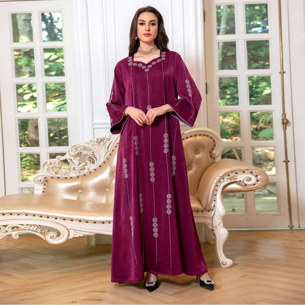 Muslim Clothing Arab Dubai Satin Hot Diamond Fashion Dress Soft Jalabiya Robe