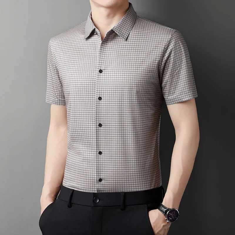 2024 Summer New Mens Business Casual Printed Short Sleeve Shirt Fashionable and Comfortable Anti Wrinkle Top X241228