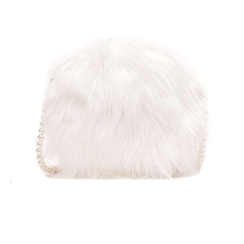 Internet Famous Plush For Women In Winter, New Pearl Chain, Stylish Versatile, With A Single Shoulder And Crossbody Small Round Bag