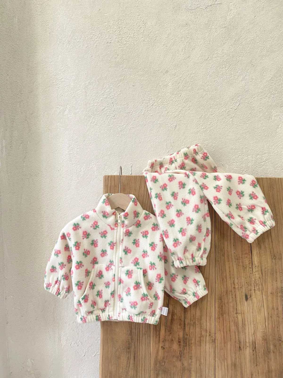 MiniAinis Autumn Baby Zipper Jacket+Thick Pants 2-piece Set Womens Double sided Velvet Thick Clothes Set X241228