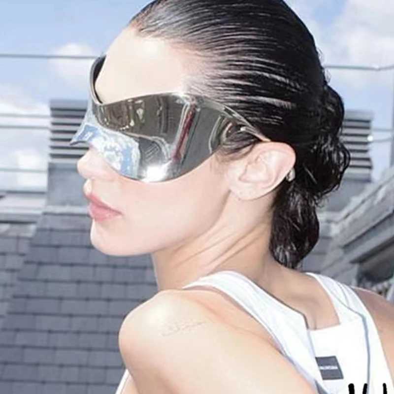 Ultra fine Futuristic Shield Womens Sunglasses Fashion Silver facial mask Visor Sunglasses Womens Punk Y2K Glasses W241228