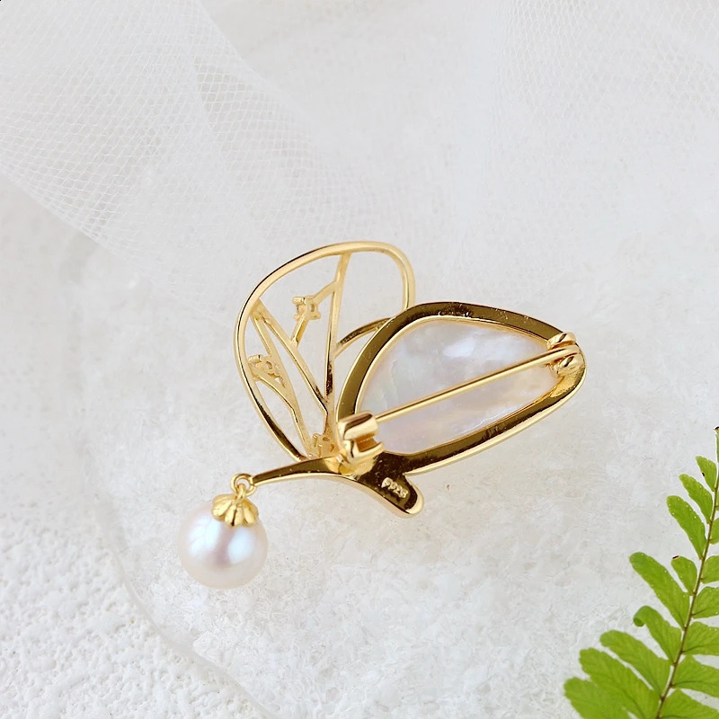 925 Sterling Silver Brooch Gold Plated Butterfly Inlaid Natural Freshwater Pearl Shellfish Trendy Jewelry Gift 241227