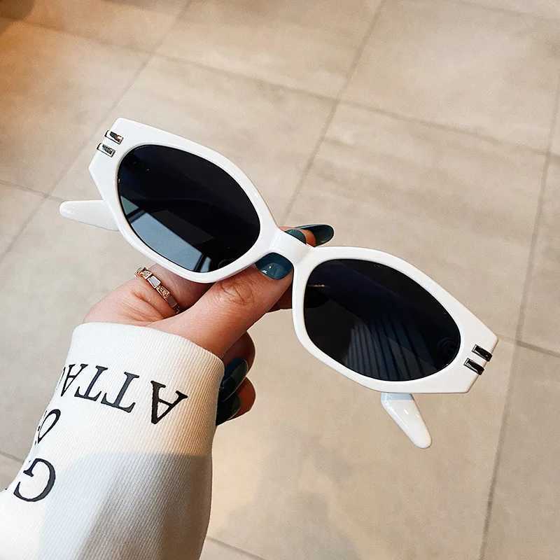 Vintege Square Small Sunglasses Women Men Rectangle Eyewear Brand Designer Sun Glasses Female Shades UV400 Oculos De SolXJ241228