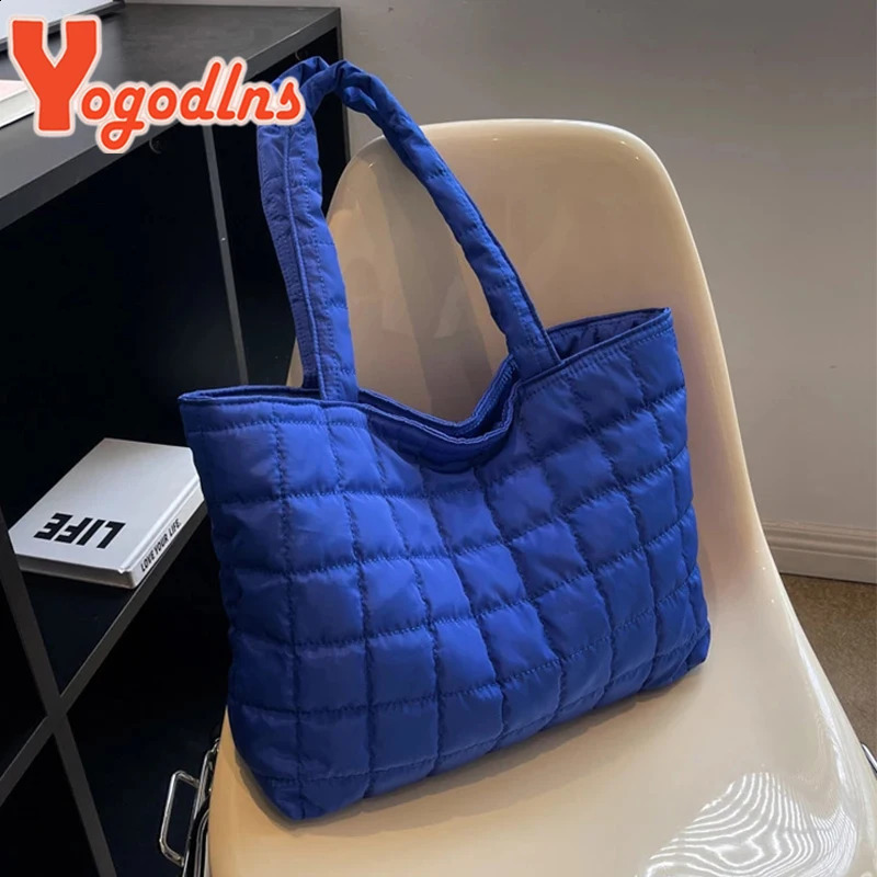 Winter Large Capacity Space Handbag Warm Padded Cotton Shoulder Bag Portable Bag Fashion Lady Top-handle Bags sac 241228