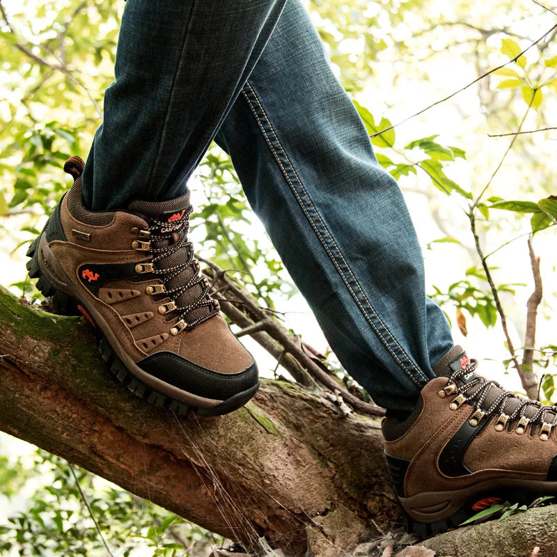 Large Size Outdoor Hiking Boots Men Women Non Slip Fashion Lace Up Climbing Winter Sneakers Cowboy Trekking Boots Summer Fashion 241228