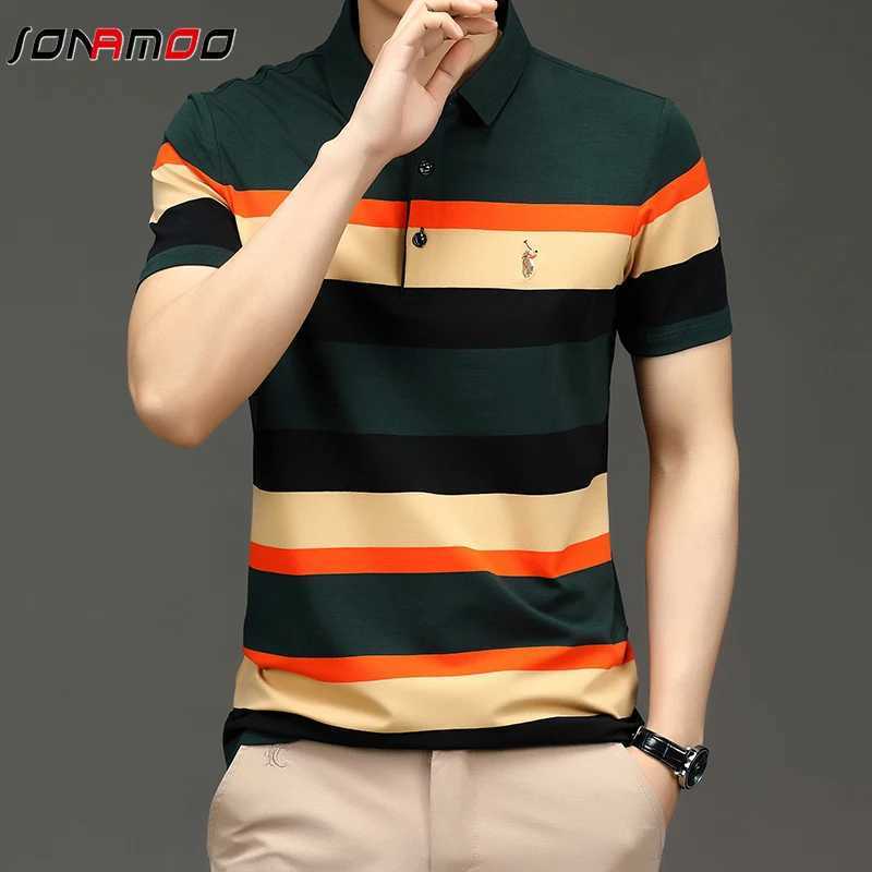 New mens business casual short sleeved shirt with badge solid color shirt shirt stylish breathable and comfortable lapel top X241228