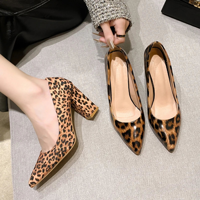 Womens Leopard Print Pumps Pointed Toe Slip On High Heels Shoes for Women Fashion Thick Heeled Dress Shoes Woman Plus Size 241228