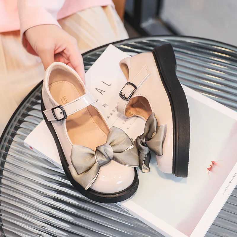 Girls leather shoes 2023 spring/summer new item childrens black soft soled princess bow British sled casual shoes W241228