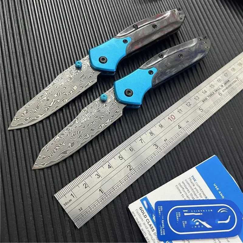 BM 945-221 Gold Mini O Sbor Ne Folding Knife 2.92 Vg10 Damascus Blade Caon Fiber Hand Outdoor Hunting Cam KnifeXJ241228