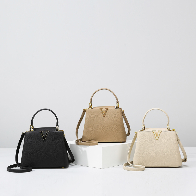 New Summer Versatile Women's Bag High-End Sense Exquisite Handbag Soft Leather Crossbody Commuter Bags Fashion