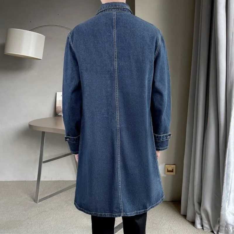 Retro denim trench coat mens mid to long loose top windproof autumn and winter plush thick coat jacket W241228
