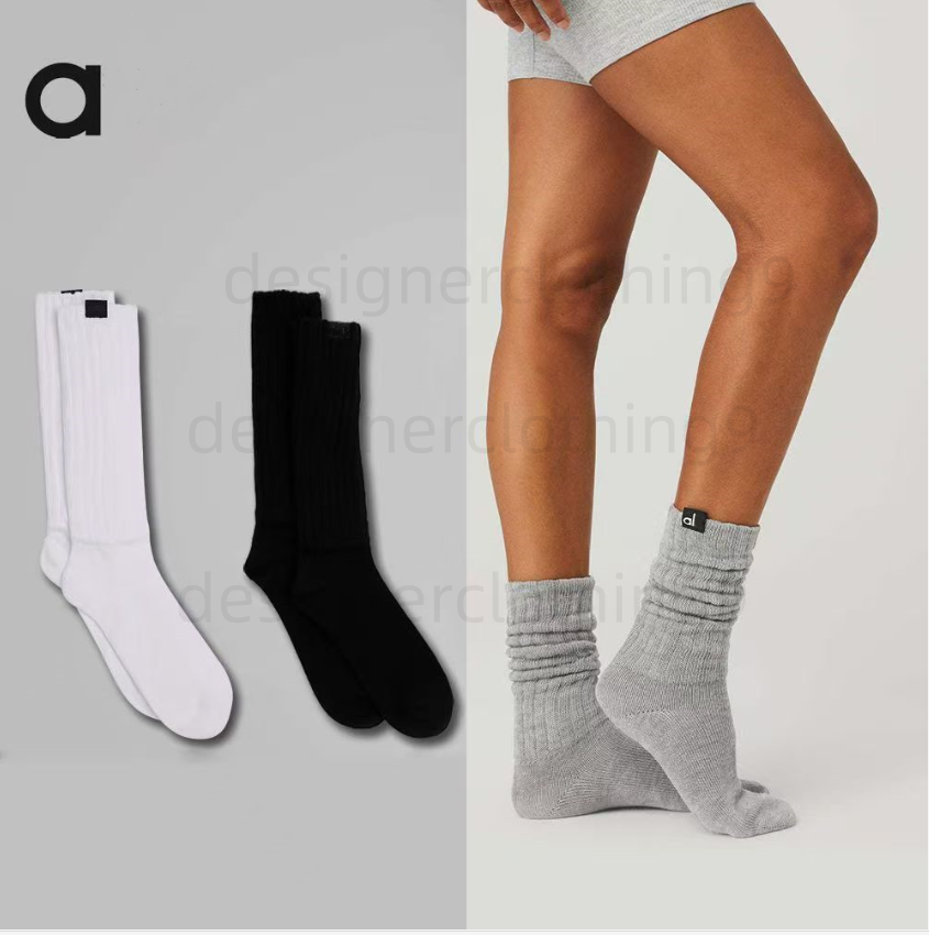 Wholesale women's socks designer brand Yoga sports socks 100% cotton ball women's socks fitness comfort socks