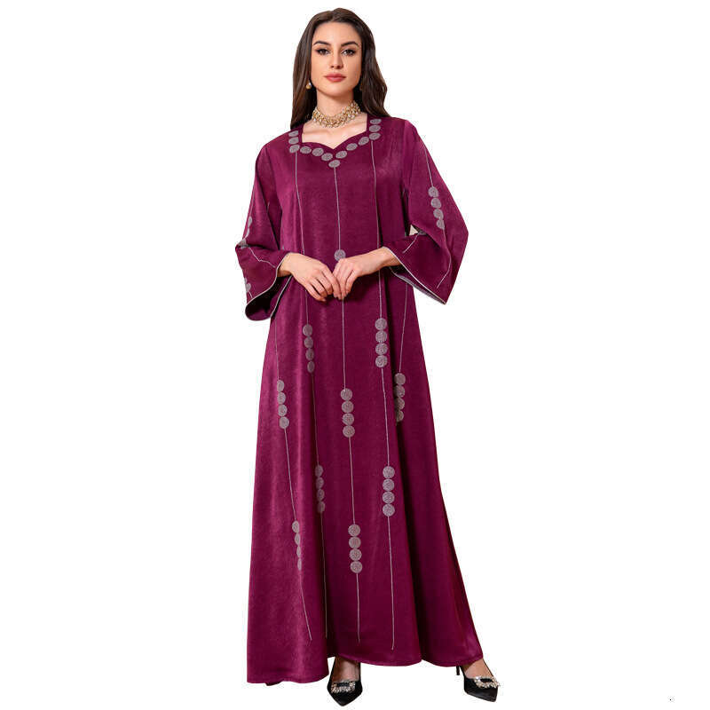 Muslim Clothing Arab Dubai Satin Hot Diamond Fashion Dress Soft Jalabiya Robe