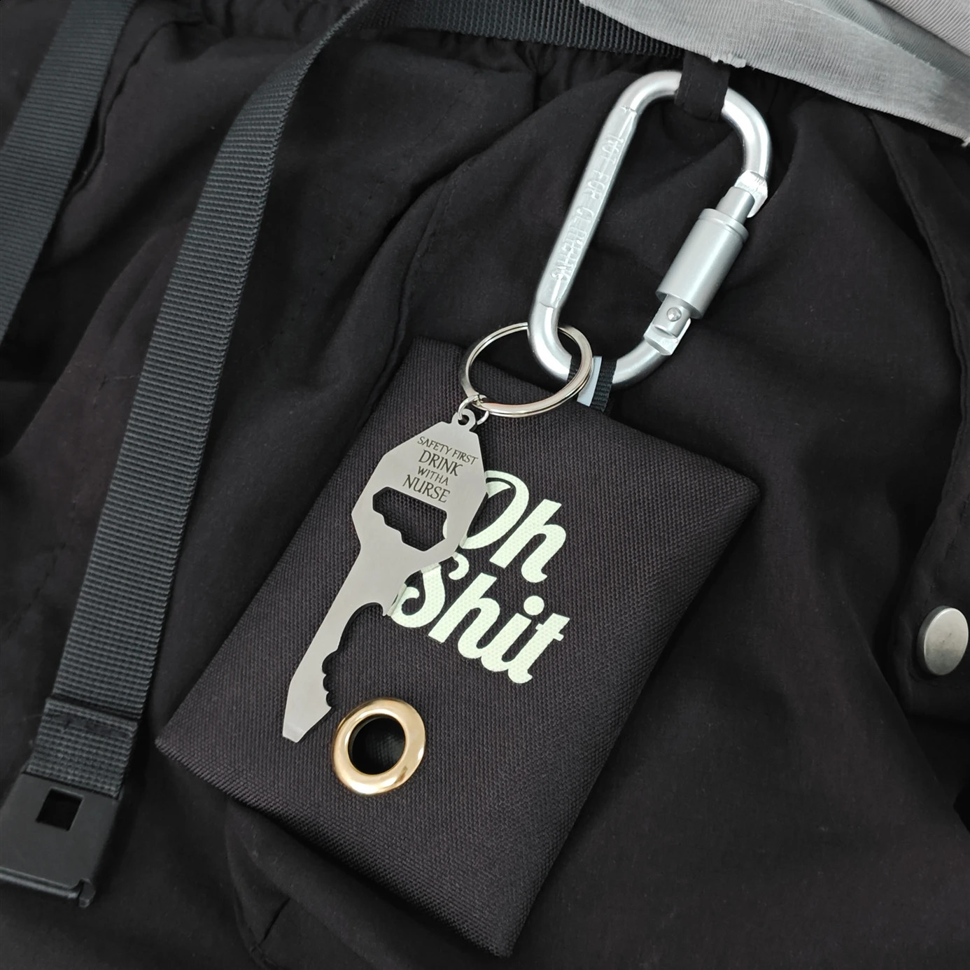 Original Keychains Carabiner in Ones Waist Backpack Accessories For Bag Fashion Essential Pendant Keychain 241227