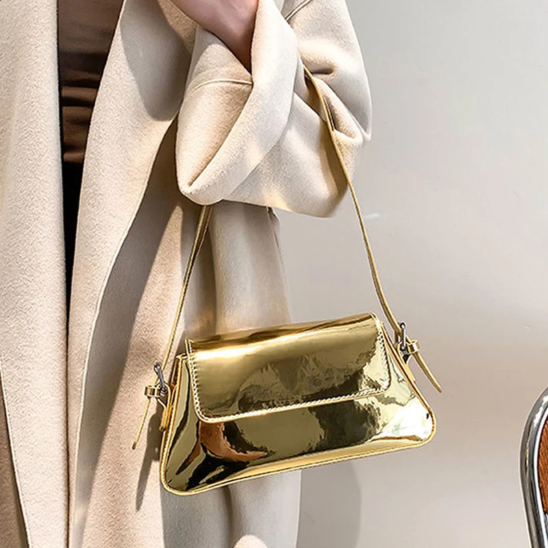 Handbags for Women Laser Armpit Bag Shoulder Bag Silver Chic Female Top Handle Bags Shopper Tote Bag Purse 241228