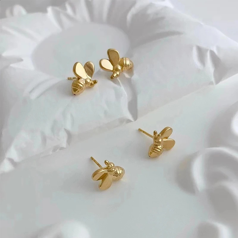 Real 18K Gold Bee ladybug Stud Earrings Pure AU750 Gold Cute Insect Earring for Women Fine Jewelry Gift 241226