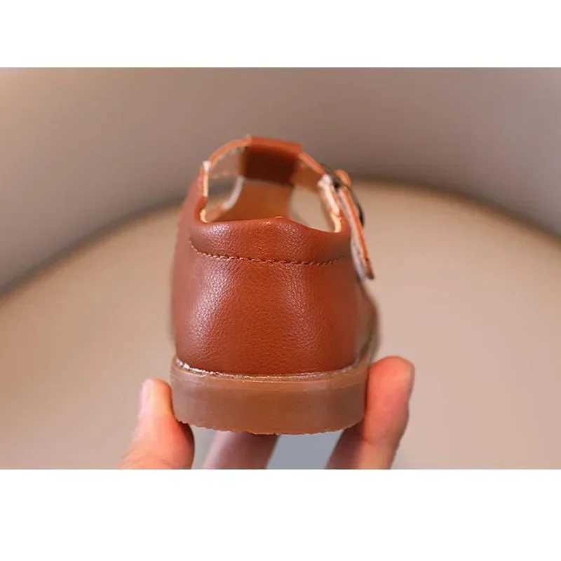 Childrens Mary Jens UK Sled T-Shape Strap Tri Color Retro 21-30 Little Girl Leather Shoes Full MTach School Childrens Apartment W241228