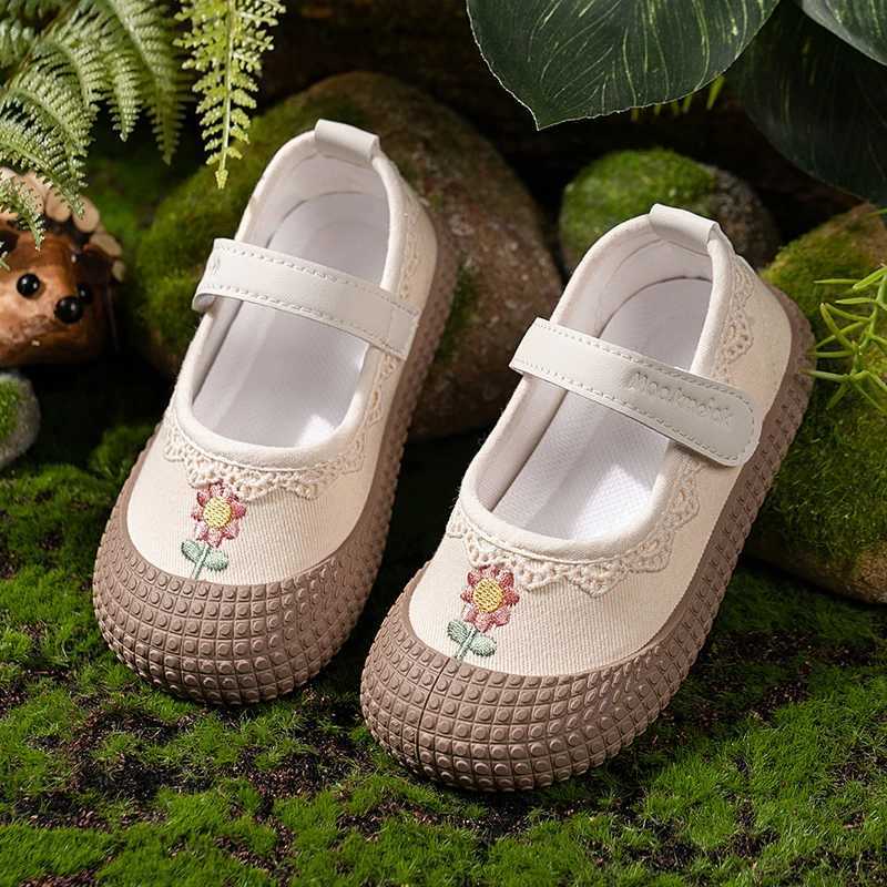 Unishuni Girls Flats Baby Kids Canvas Shoe Child Casual Flats Princess Lace Ruffles Cloth Mary Jane Shoes with Flower Embroidery W241228