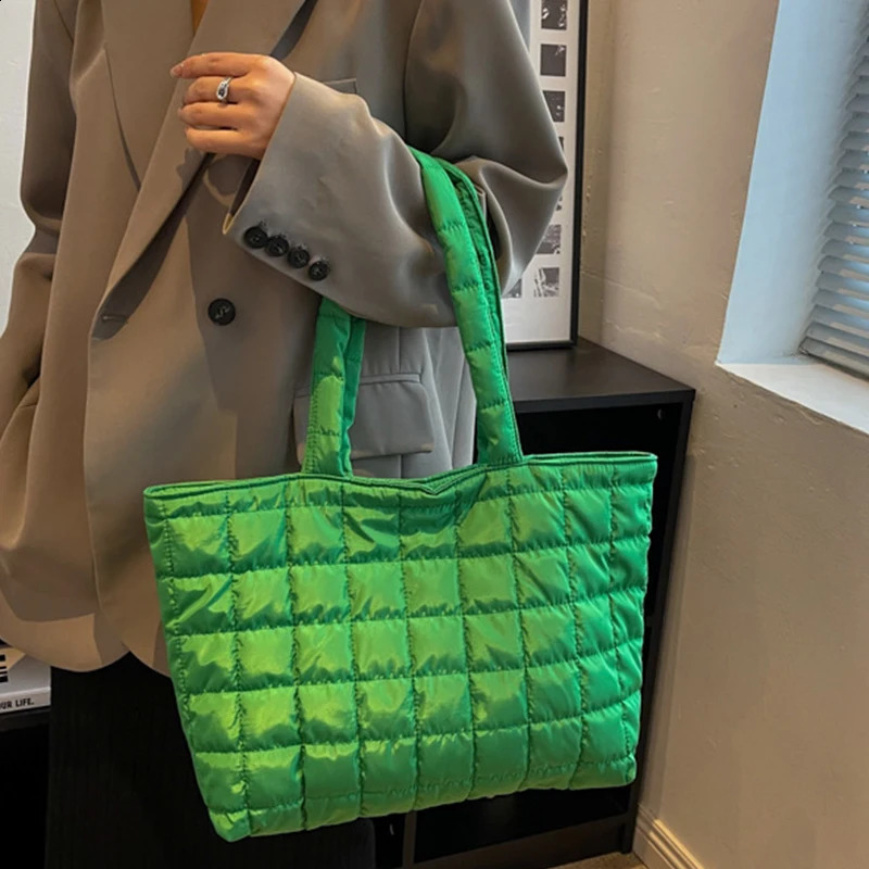 Winter Waterproof Space Cotton Shoulder Bag For Women Large Capacity Handbag Shopping Tote Lady Crossbody Bag Pack 241227