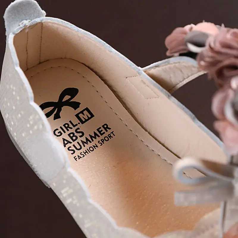 Baby girl princess shoes with big floral lace autumn anti slip PU shoes student girl shoes soft soled leather apartment W241228