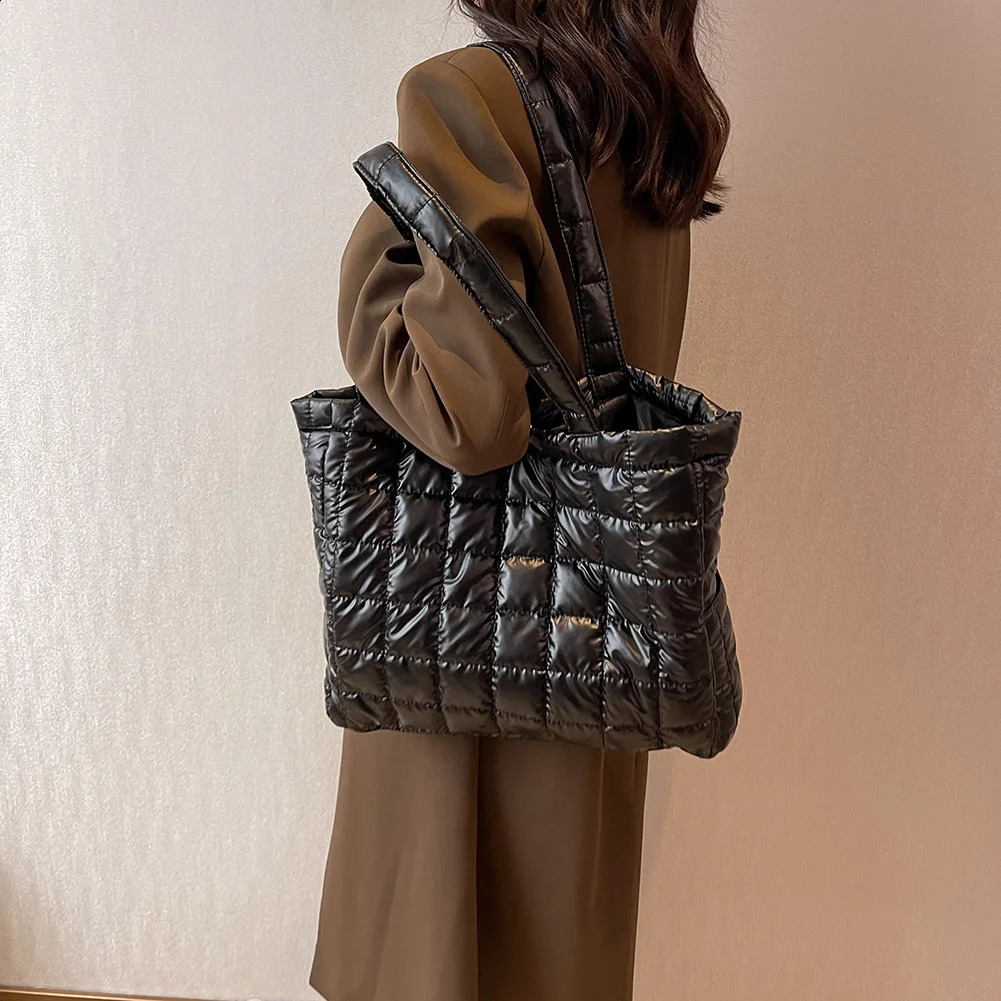 Fashion Nylon Quilted Women Shoulder Bags Autumn Winter Large Capacity Cotton Padded Handbags Top-handle Bags for Ladies 241228