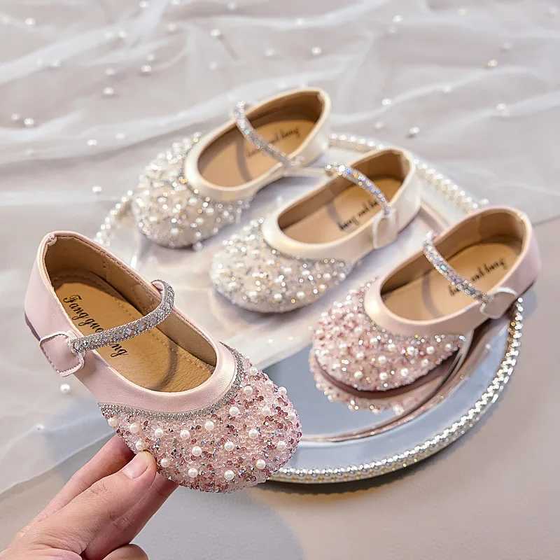 Fashionable and elegant light childrens womens leather shoes Mary Jane luxury rhinestone childrens princess pearl dress flat shoes W241228