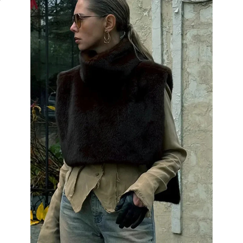 2024 Winter Solid Faux Fur Vest For Women Sleeveless High Collar Thickened Warm Jackets Female Street Allmatch Outwear 241223