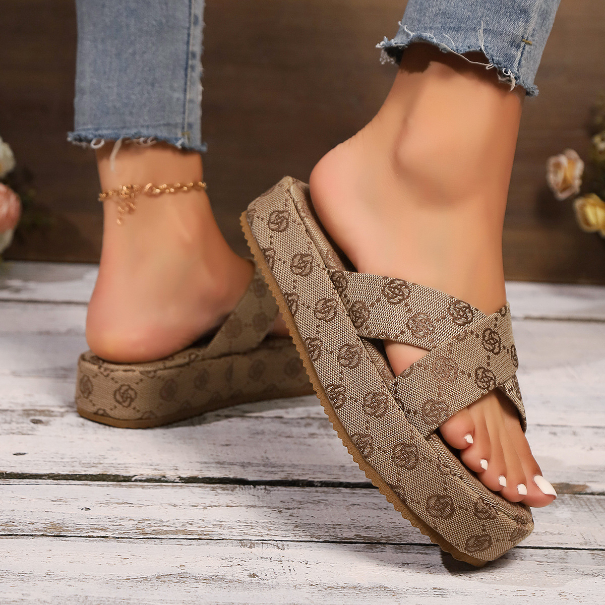 free shipping new Slippers designer sandals for womens flip flops black Platform printing ladies sliders shoes Slipper woman outdoor big size 36-43