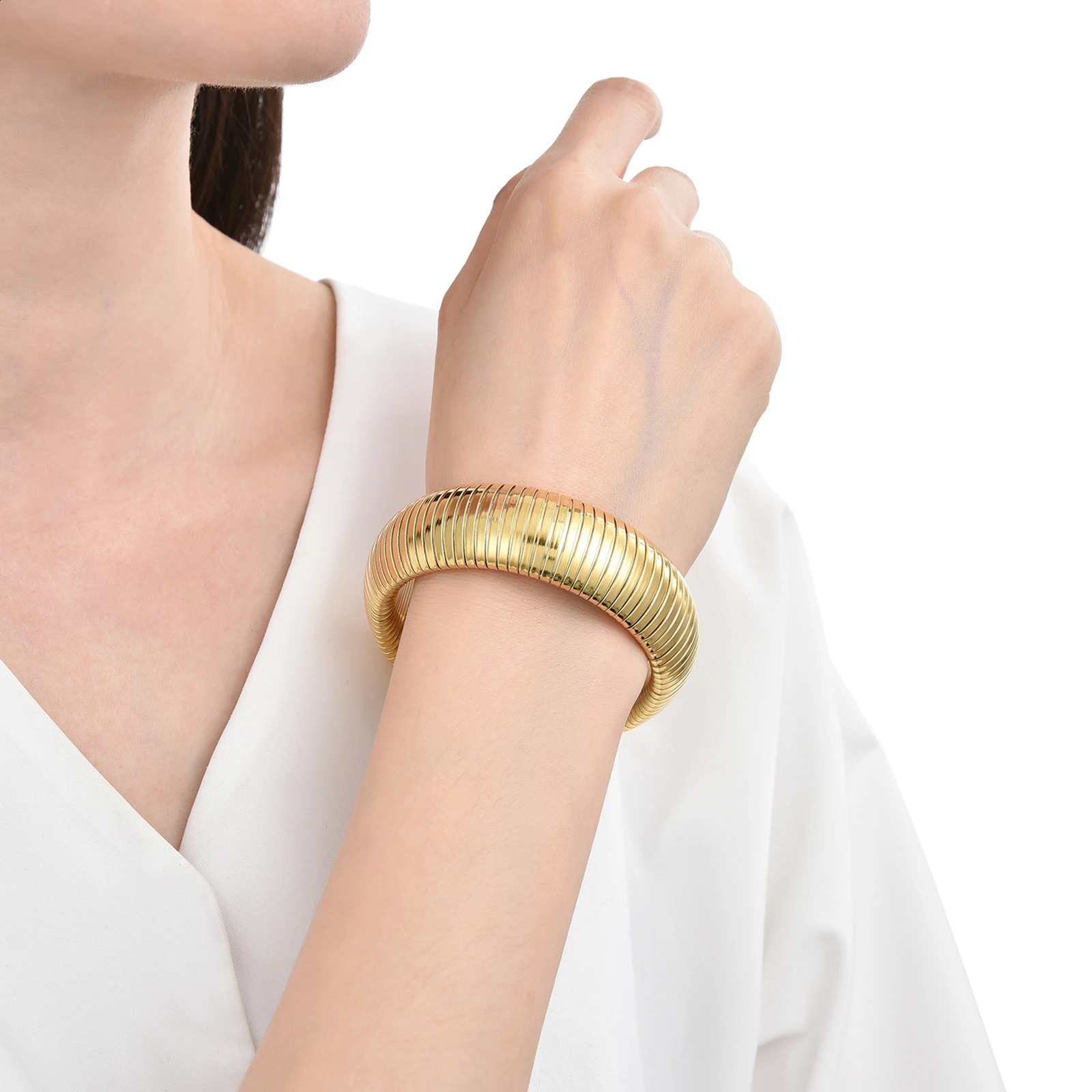 Gold Plated Stretch Snake Wide Bangle for WomenStainless Steel Tri-tone Interlocking Cobra stretchy Bracelet 20mm 241227