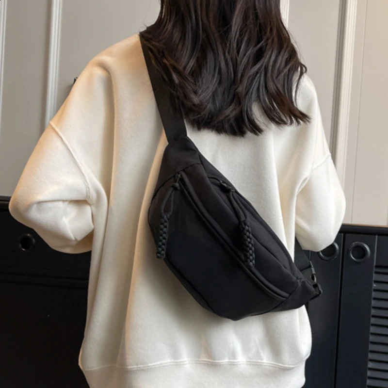 Chest Bag Banana Bag For Women Sling Crossbody Waist Pack Canvas Running Waist Bag Casual Fanny Packs Sport Half Moon Belt Bag 241228