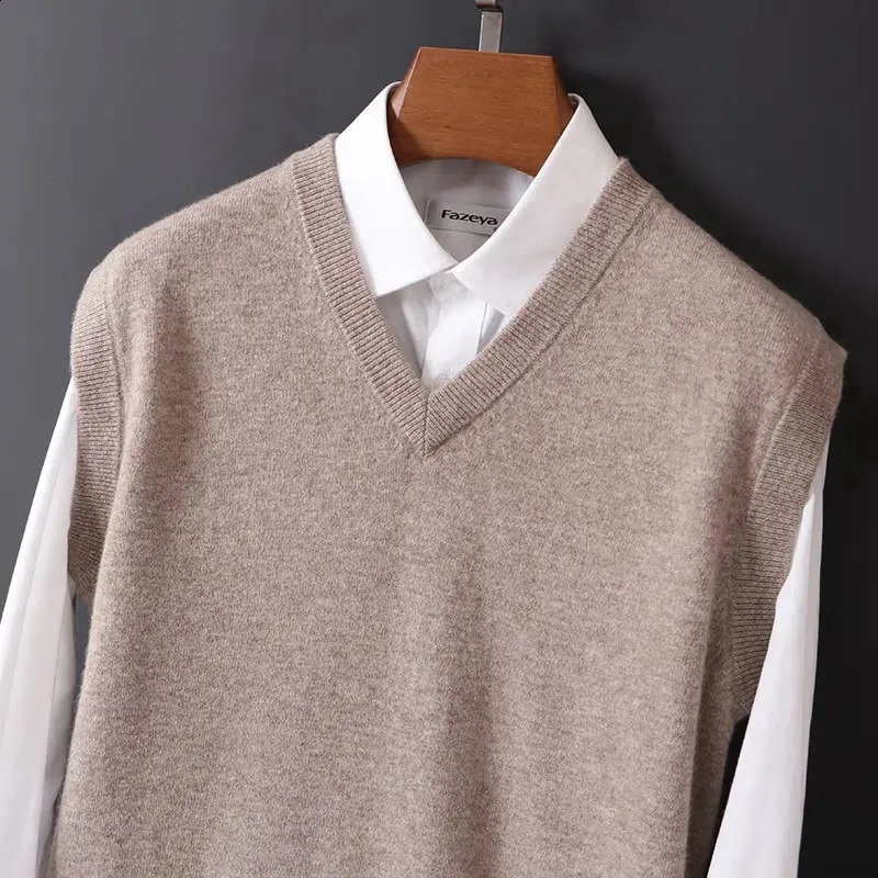 100% Soft Cashmere Sleeveless Cashmere Vest Men Work Sweater Solid Color Knitted Male Waistcoat High Quality Spring Autumn 241228