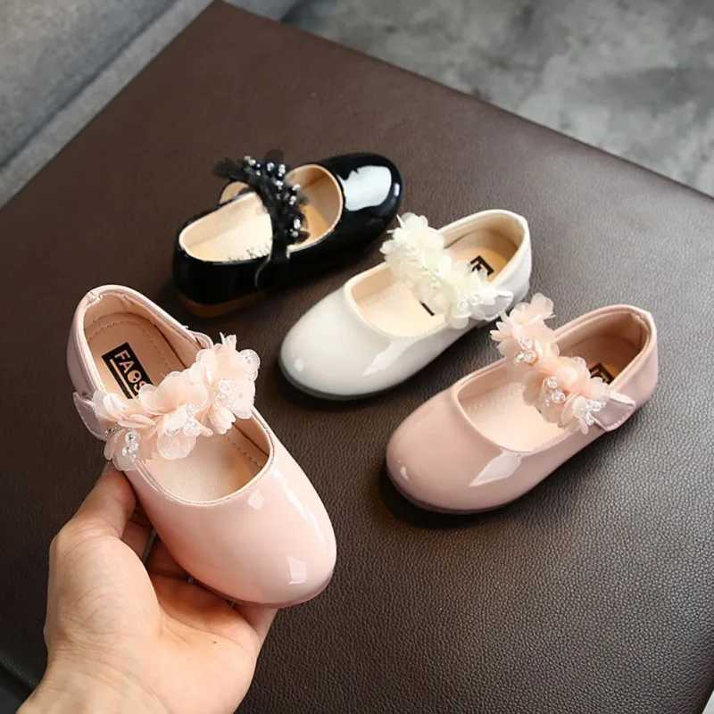Baby womens leather shoes fashionable floral design anti slip casual sports shoes baby flat princess PU walking shoes W241228