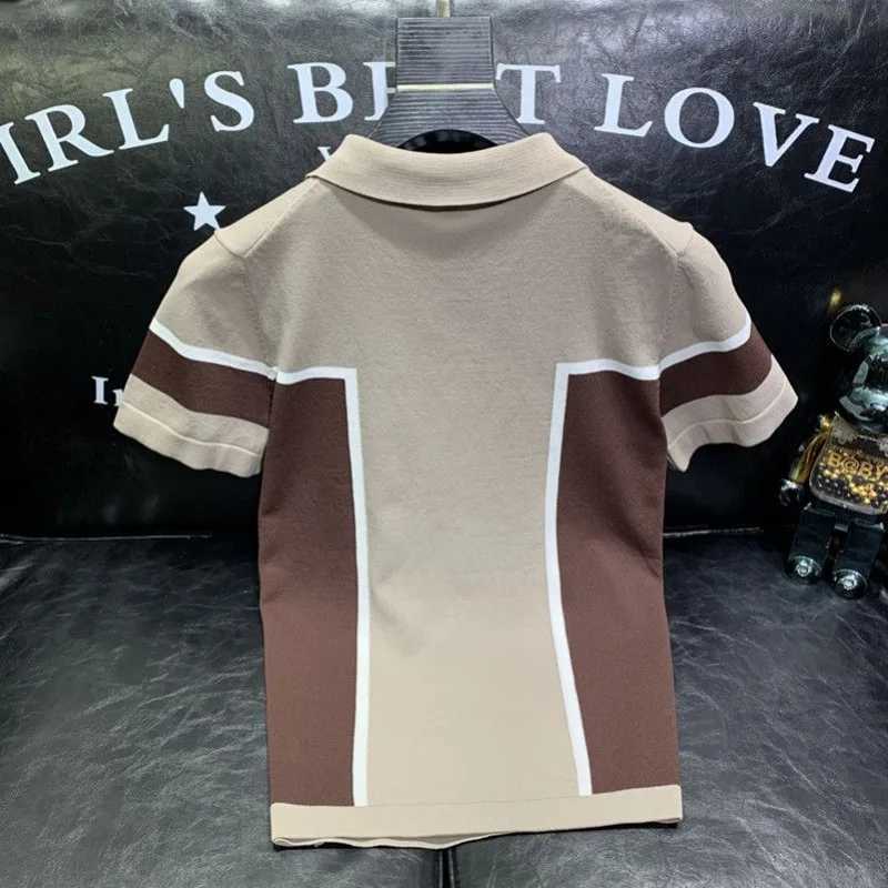 2024 Summer New Mens Color Ice Lock Silk Short sleeved shirt Shirt Mens High end Slimming Summer Thin T-shirt X241228