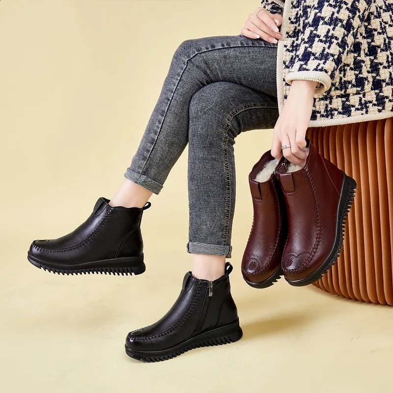 Boots female winter Large Size drop Nonslip Womens Snow Genuine Leather Warm Wool Women Ankle 241223