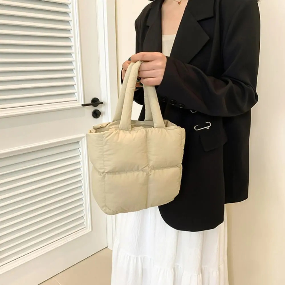 Fashion Nylon Space Cotton Handbag Solid Color Padded Cloud Tote Bag Square Large Capacity Puffy Shoulder Bag Daily 241227