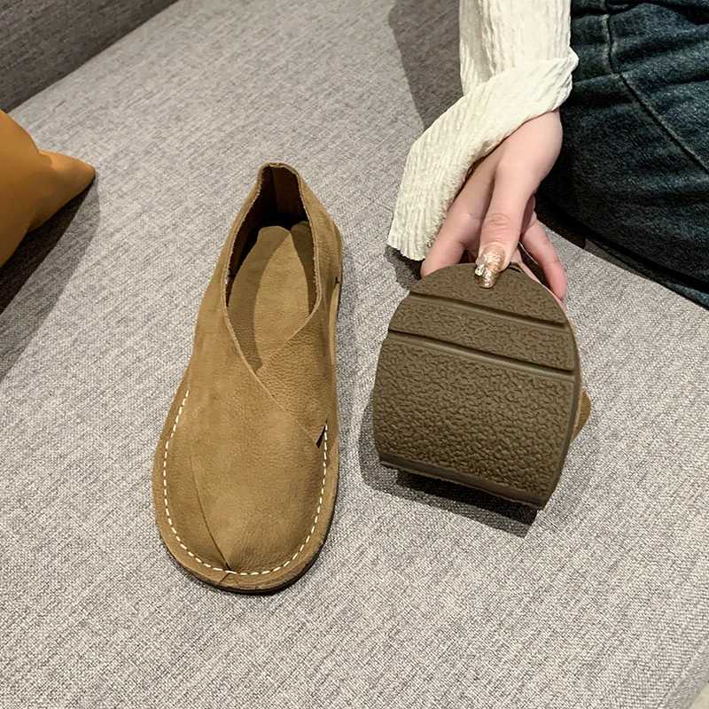 New Women Designer Sandals Flat Low Heel Sneakers Casual Gladiator Barefoot Loafers Slip-on Summer Spring Comfortable Loafers M250616