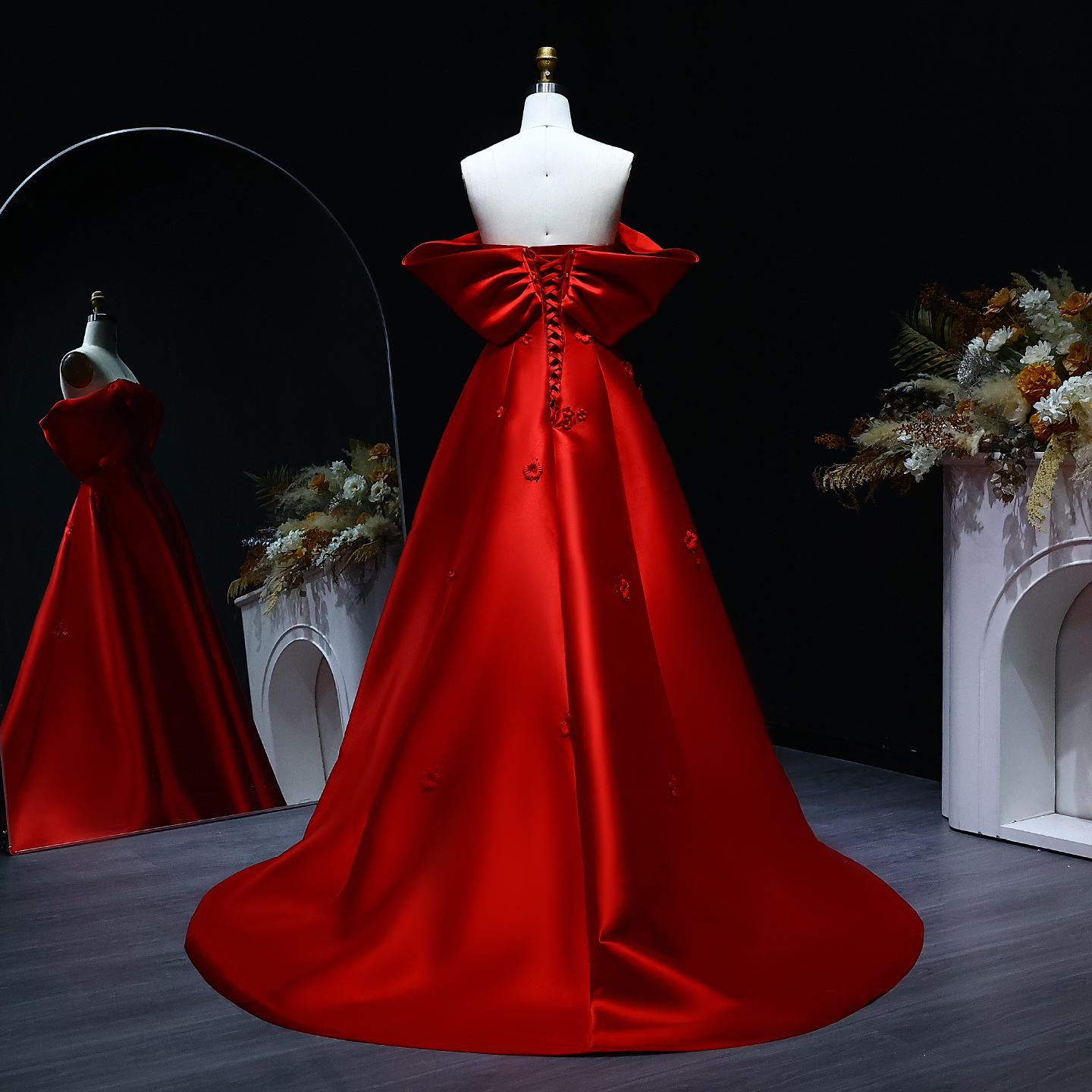 Beaded Red Prom Dresses Off The Shoulder Necke Evening Gowns Appliqued Or Length Satin Special Ocn Formal Wear