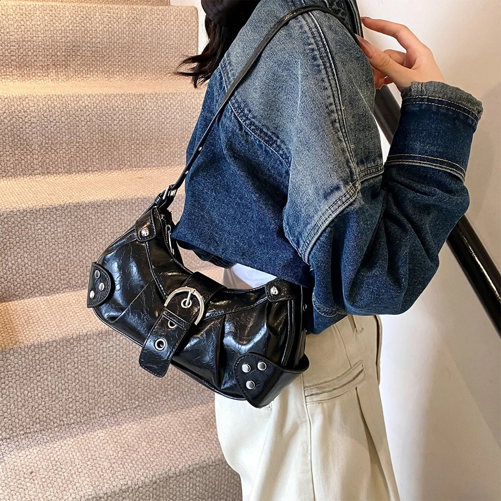 Y2K Red Bag Purse for Women Handbag Shoulder Bags Girls Punk Clutch Purses Retro Top Handle Bag Womens Bag 241228