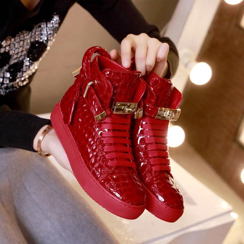 Men Embossed Crocodile High Top Sneakers Lock Lace Red Flats Real Leather Boots Mens Casual Shoes ddmythur