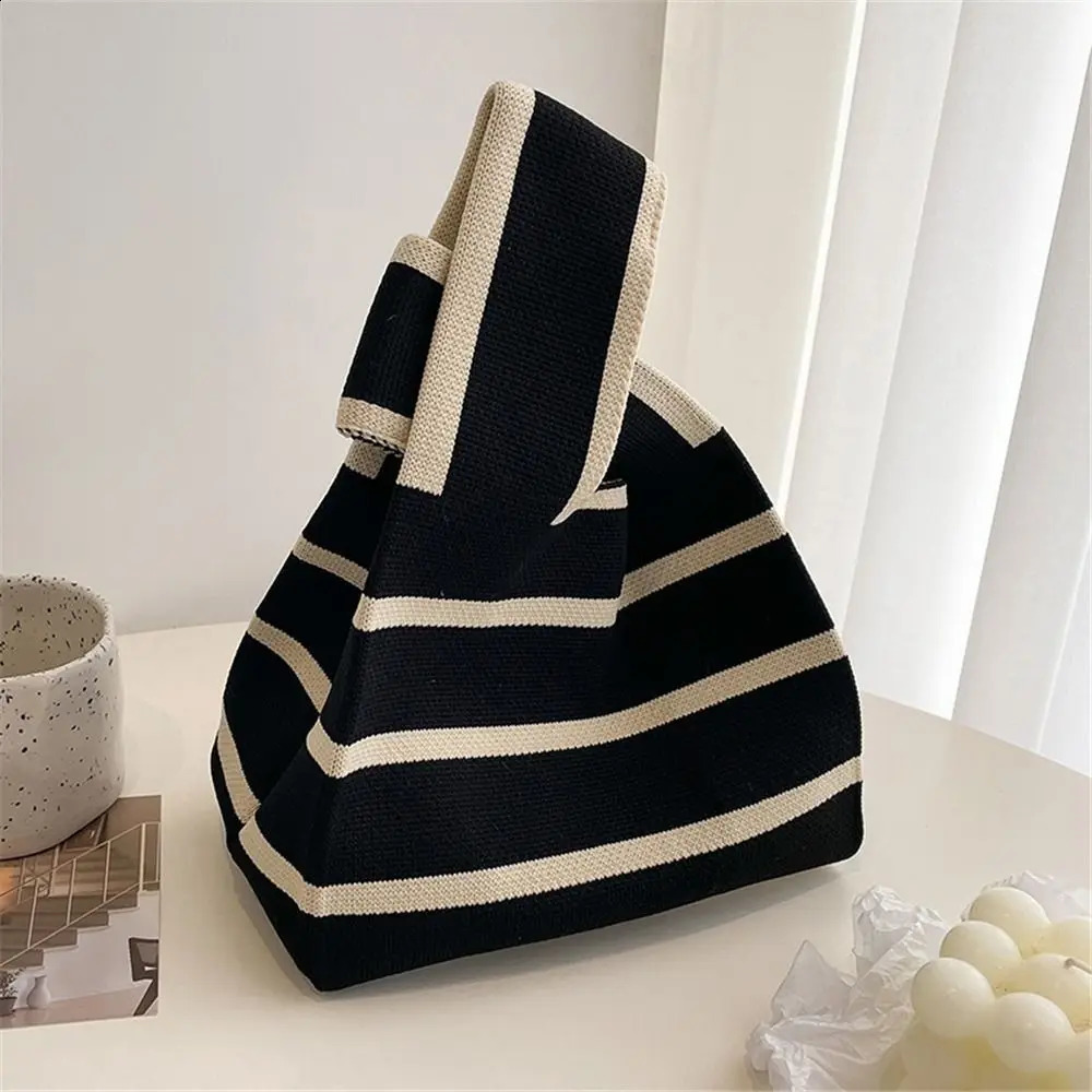 Wide Stripe Handmade Knit Handbag Women Fashion Casual Knot Wrist Bag Student Plaid Tote Reusable Shopping Bags Storage 241227