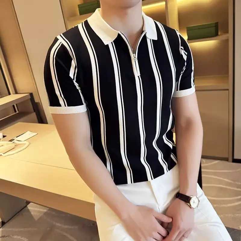 Korean fashion mens shirt shirt summer trend intelligent casual lapel striped contrasting color half zipper short sleeved ultra-thin knitted top X2412
