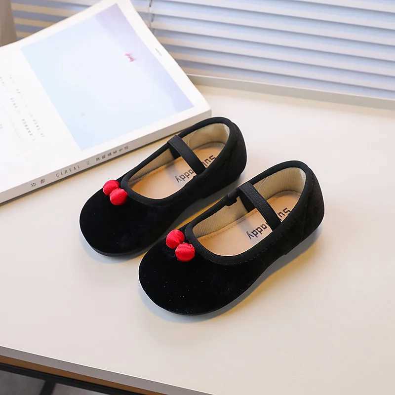 Baby Girl Shoes Cute Kids Shoes Cherry Mary Janes Velvet Casual Flats Children Footwear 2-6 Years Toddlers Infants First Step W241228