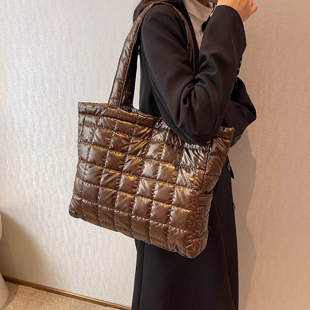 Fashion Nylon Quilted Women Shoulder Bags Autumn Winter Large Capacity Cotton Padded Handbags Top-handle Bags for Ladies 241228