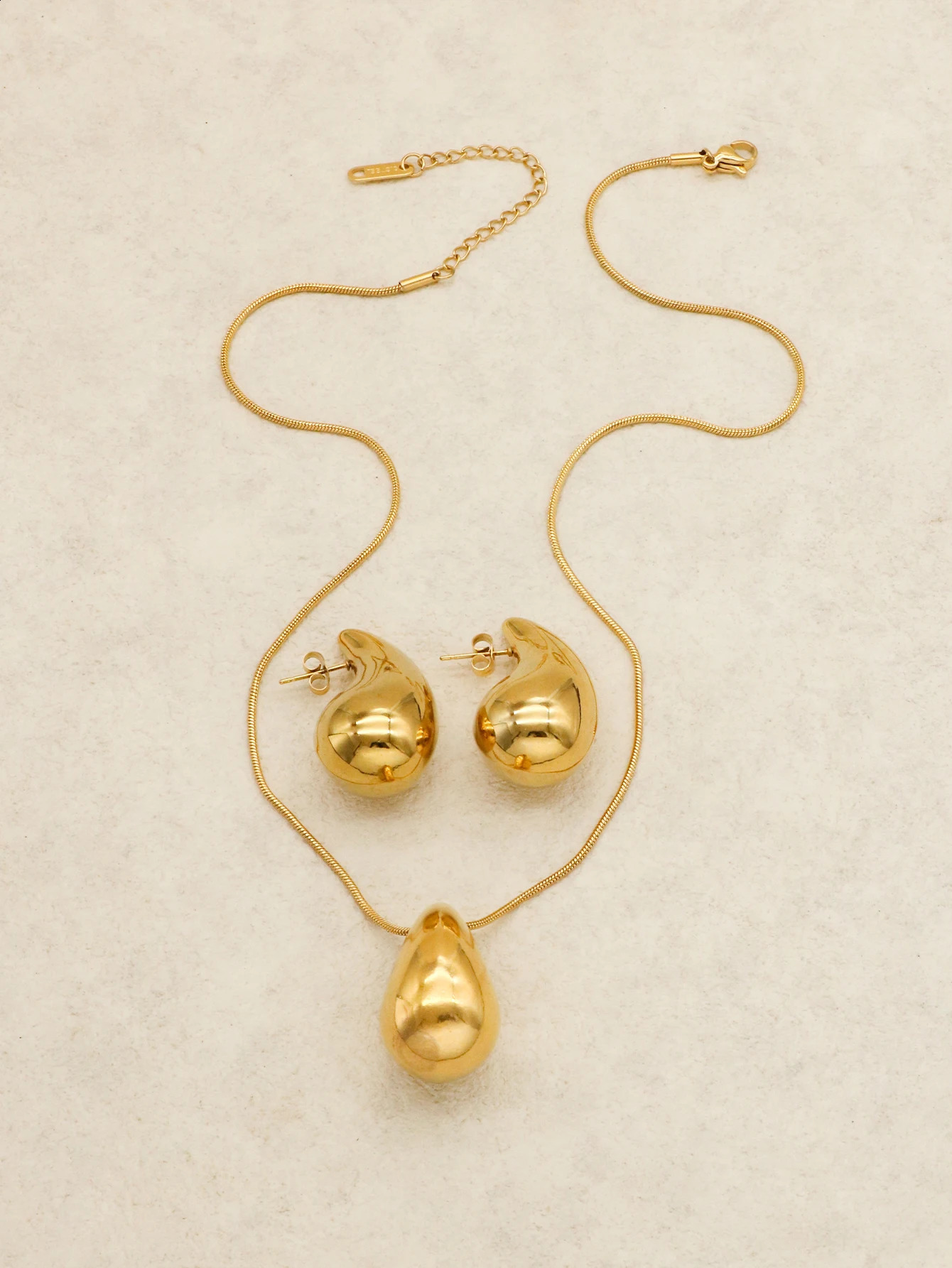 1Set/2Pcs Selling Fashion Droplet Shaped Necklace Earrings Set Wedding Gold Color Couple Sets Stainless Steel Jewelry 241226