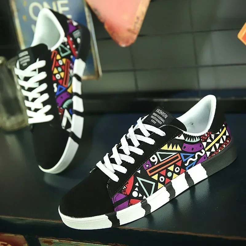 Graffiti Canvas Mens Outdoor New Men Sneakers Casual Printing Fashion Flat Vulcanized Shoes Man zapatillas hombre ddmythur