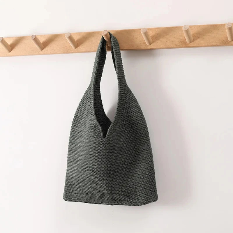 Lady Knitting Woolen Tote Bag Women Crochet Fashion Open Shopper Tophandle 2023 Female Daily Handbag 241225