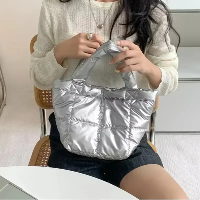 Winter Down Tote Bag for Women Puffer Handbag Trendy Chic Puffy Top Handle Quilted Padded Shoulder ner Shopper 241227