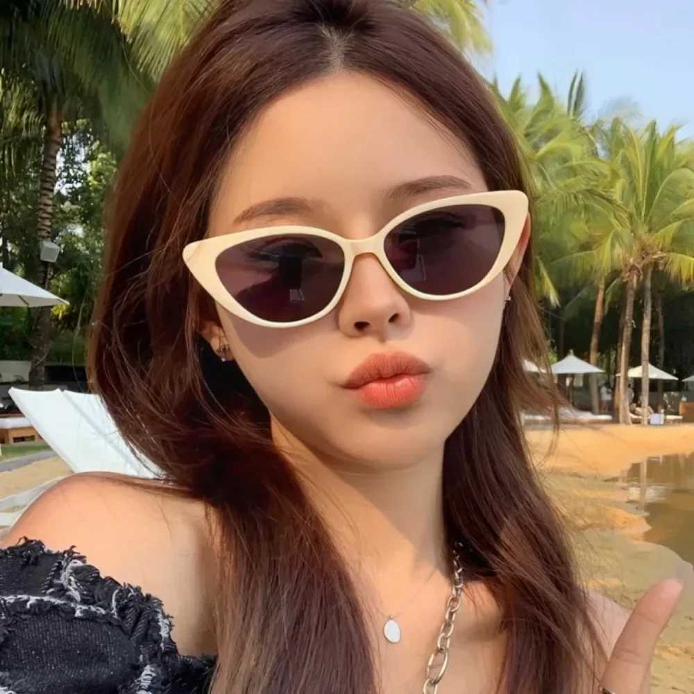 New Vintage Women Cats Eye Sunglasses Lady Retro Cat Eye Sun Glasses Brand Designer Ocean Lenses Summer Eyewear for FemaleXJ241228