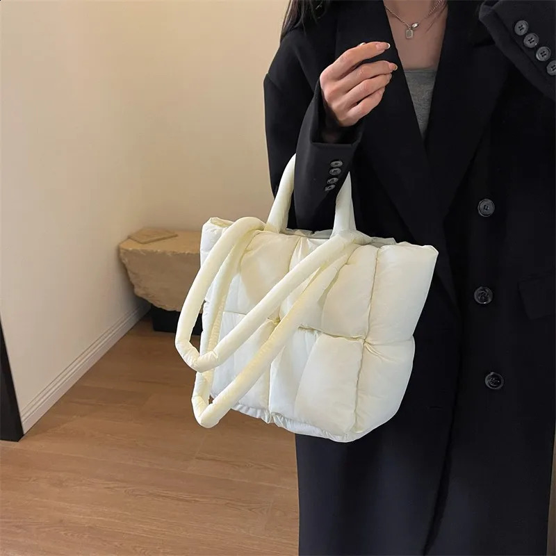 Winter For Women Space Cotton Handbag Casual Women Shoulder Bags Down Fashion Female Clutch Handbags Purse Bolsas Sac 241227